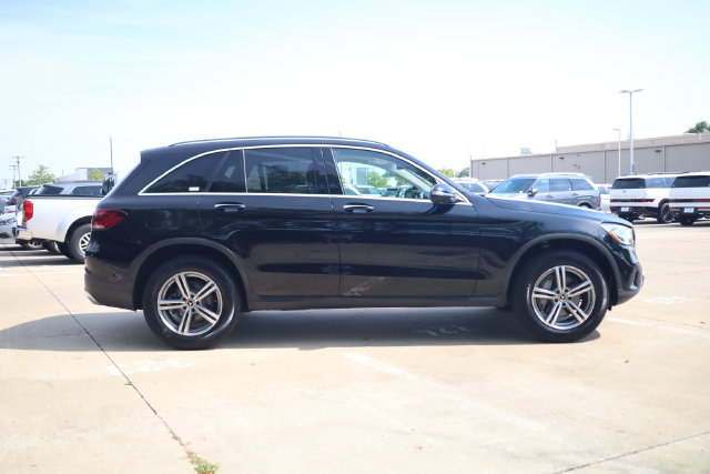 Used 2021 Mercedes-Benz GLC 300 4MATIC w/ Multimedia Package image 5