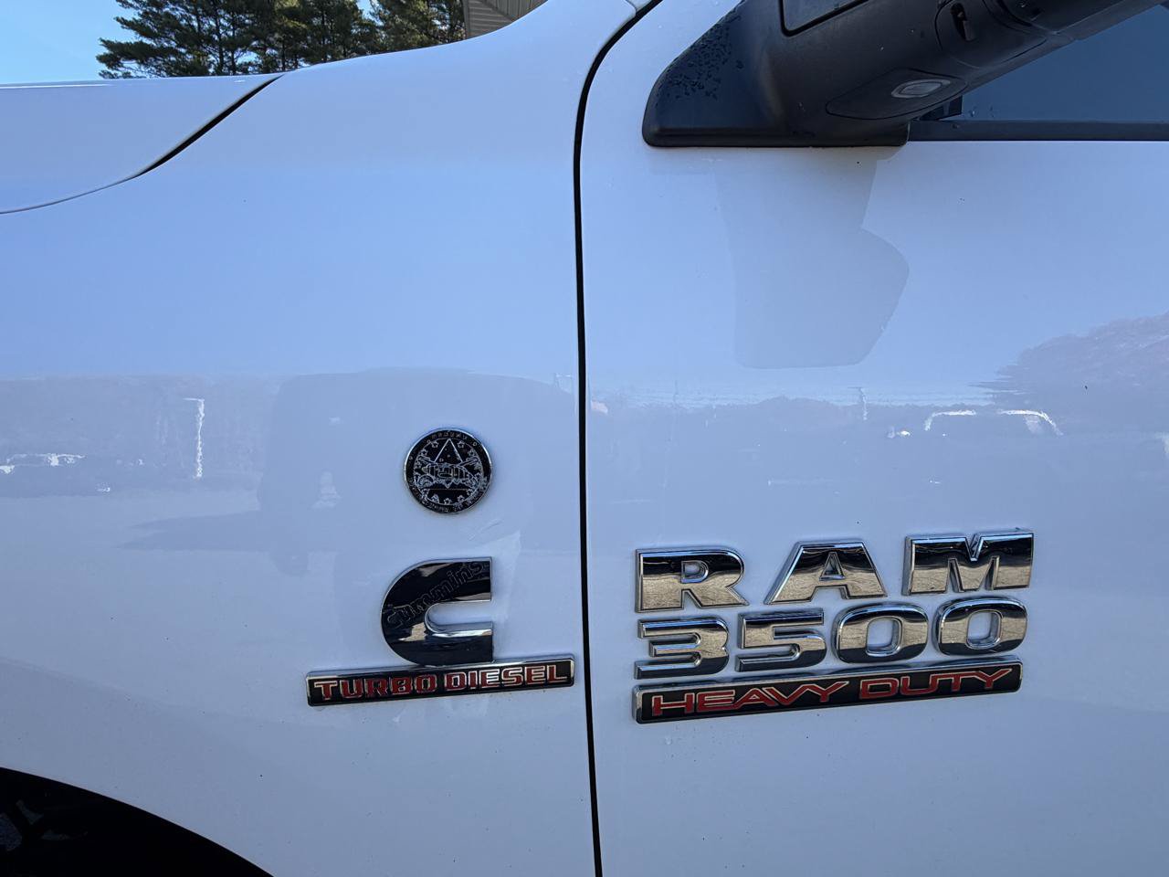 Used 2018 RAM 3500 SLT AWD/4WD image 10
