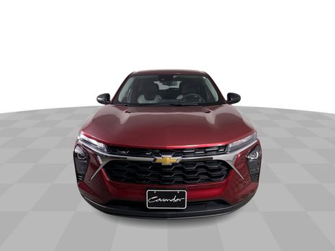 Used 2024 Chevrolet Trax LS image 39