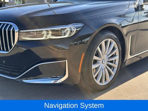Used 2022 BMW 740i 740i w/ Premium Package image 7