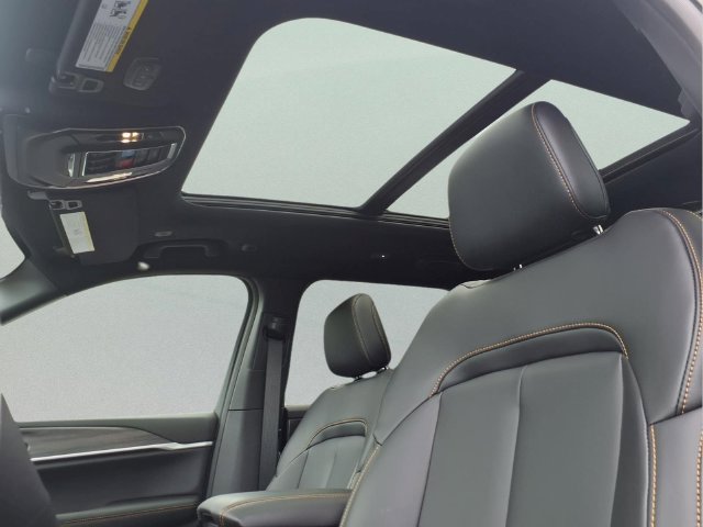 New 2026 Jeep Grand Cherokee L Limited AWD/4WD image 19