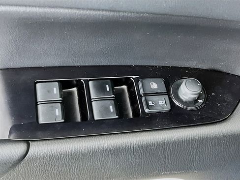 Used 2020 MAZDA CX-5 Touring image 20