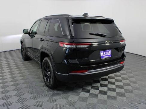 New 2026 Jeep Grand Cherokee Laredo image 24