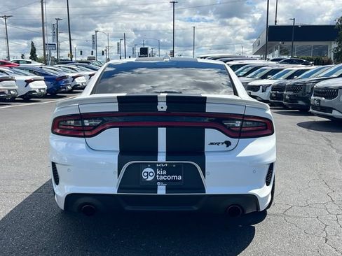 Used 2022 Dodge Charger SRT Hellcat w/ Harman/Kardon Audio Group RWD image 6
