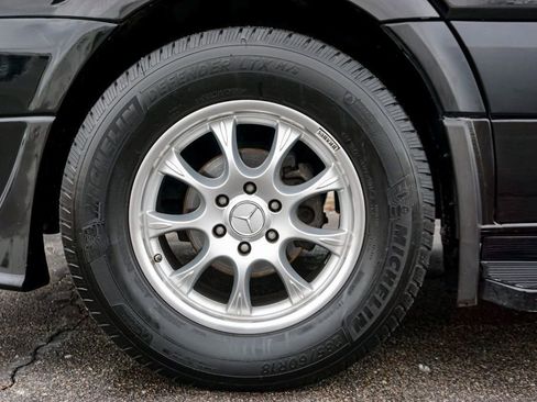 Used 2014 Mercedes-Benz Sprinter 2500 image 29