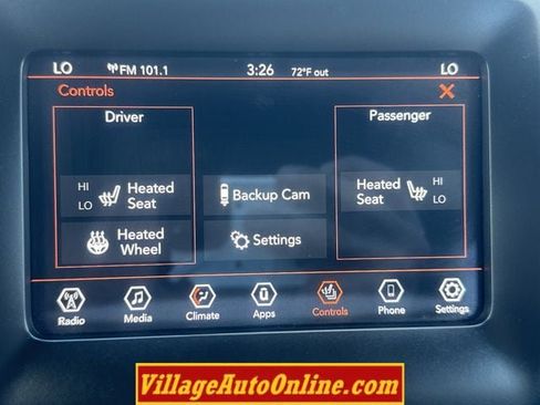 Used 2019 Jeep Cherokee Latitude Plus AWD/4WD image 20