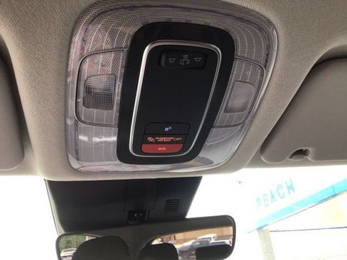 Used 2025 Hyundai Kona SEL AWD/4WD image 15