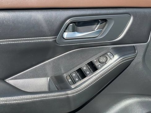Certified 2021 Nissan Rogue SV w/ Premium Package AWD/4WD image 10