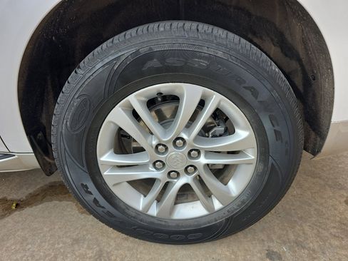 Used 2018 Buick Enclave Premium w/ LPO, Hit The Road Package image 31