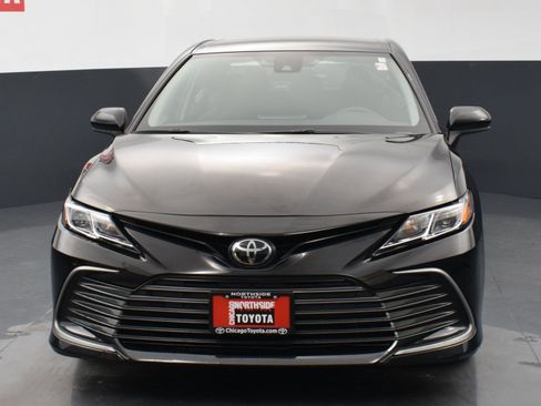 Used 2024 Toyota Camry LE image 7