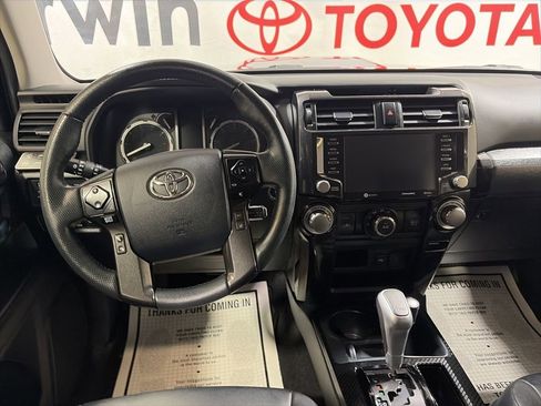 Used 2023 Toyota 4Runner TRD Off-Road Premium AWD/4WD image 23