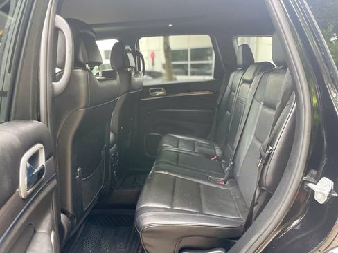 Used 2018 Jeep Grand Cherokee Overland AWD/4WD image 20