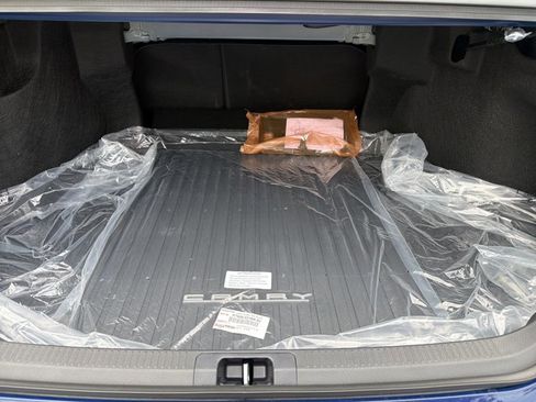 Used 2026 Toyota Camry SE w/ Convenience Package image 23