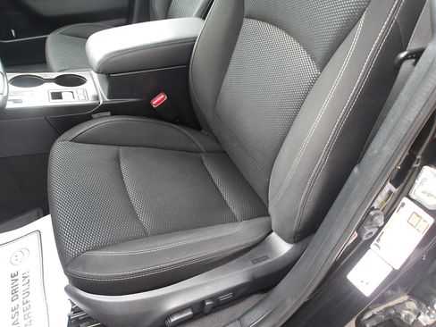 Used 2018 Subaru Outback 2.5i Premium AWD/4WD image 13