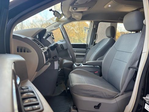 Used 2010 Dodge Grand Caravan SXT w/ Family Value Group image 8