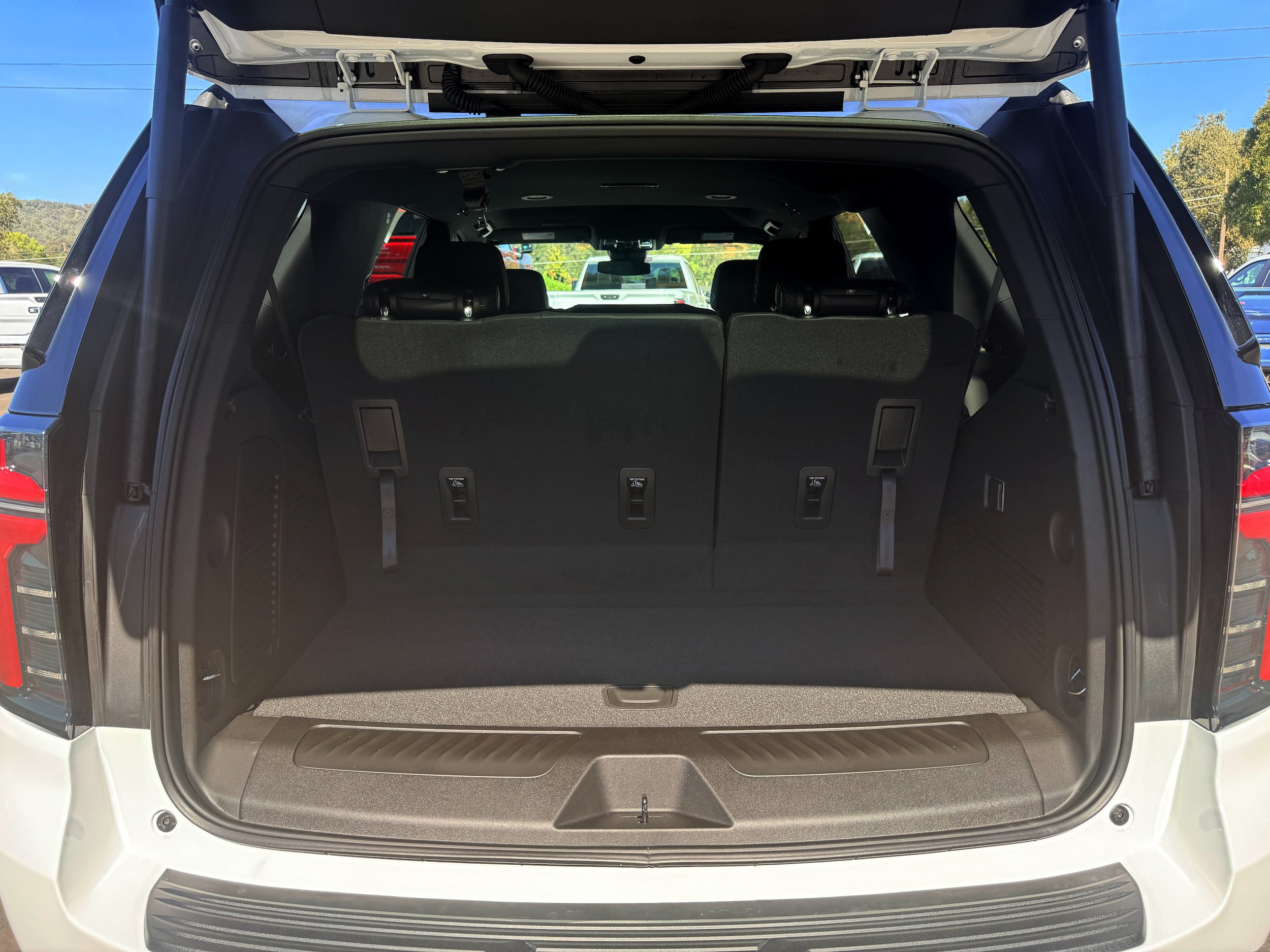 New 2026 Chevrolet Tahoe LT RWD image 7