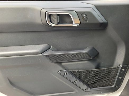 Used 2025 Ford Bronco Big Bend image 28