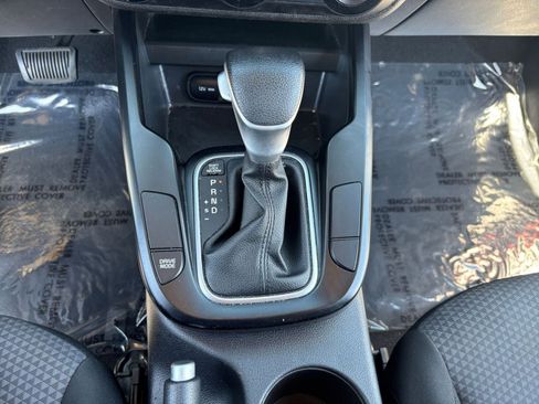 Used 2024 Kia Soul LX w/ Option Group 015 FWD image 39