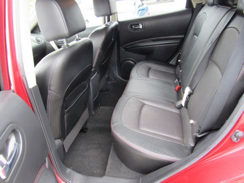 Used 2010 Nissan Rogue SL w/ Premium Pkg image 8