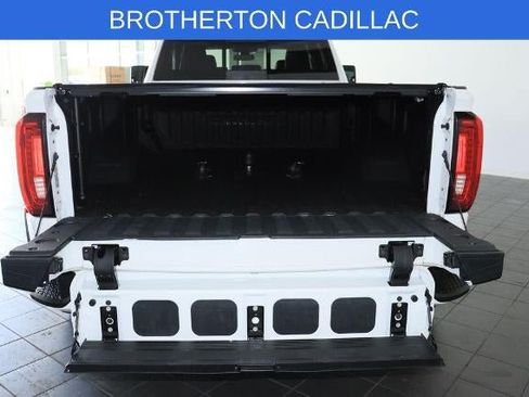 Used 2022 GMC Sierra 3500 Denali AWD/4WD image 8