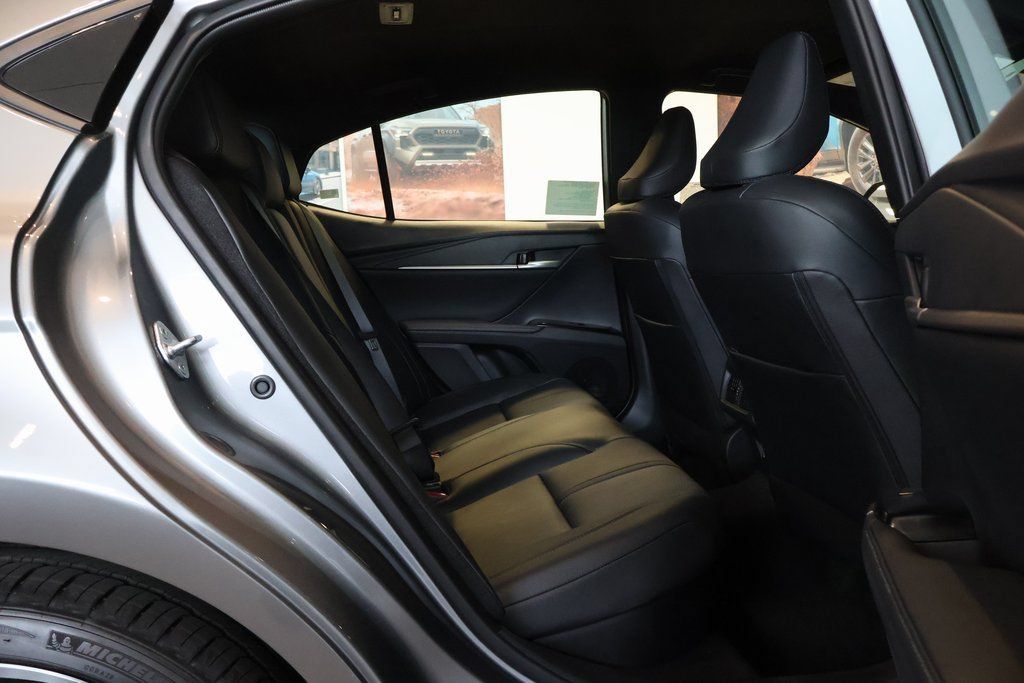 Used 2026 Toyota Camry XSE FWD image 10