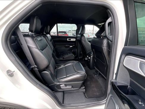 Used 2023 Ford Explorer ST w/ Equipment Group 401A AWD/4WD image 20