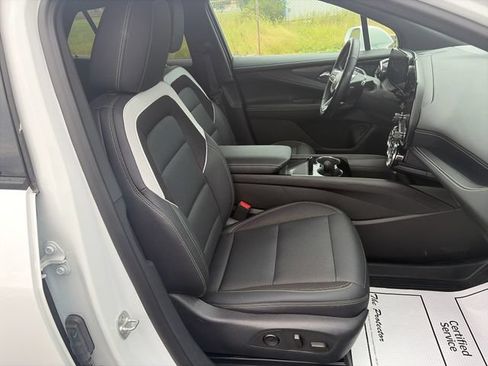 Used 2024 Chevrolet Blazer EV LT AWD/4WD image 28