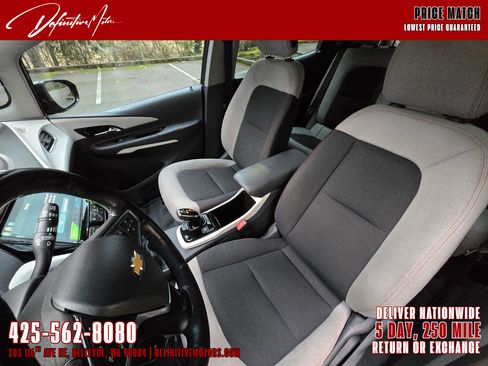 Used 2017 Chevrolet Bolt LT image 16