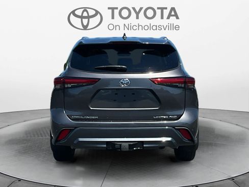 Used 2023 Toyota Highlander Limited AWD/4WD image 4
