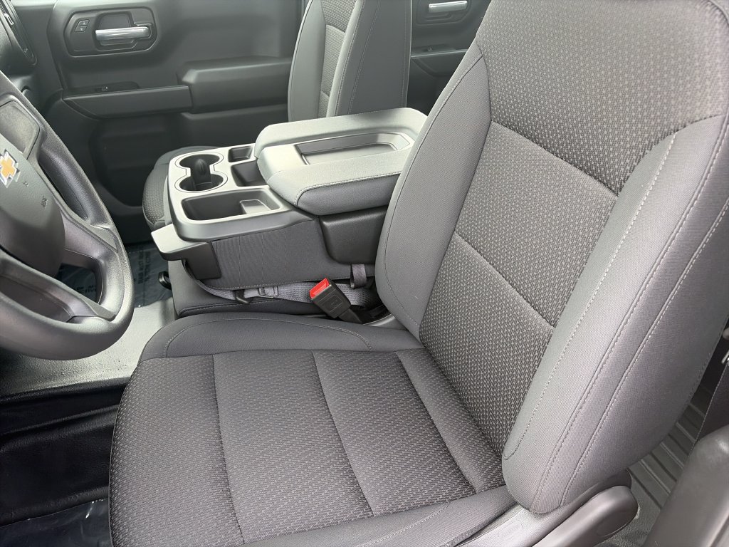 Used 2025 Chevrolet Silverado 1500 W/T AWD/4WD image 11