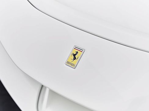 Used 2022 Ferrari SF90 Spider AWD/4WD image 26