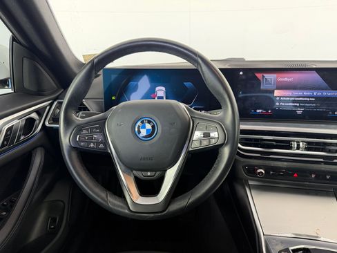 Used 2023 BMW i4 eDrive35 RWD image 10