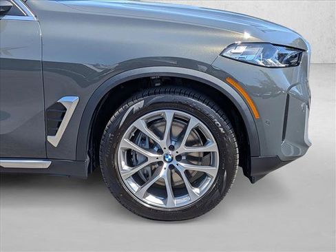 New 2026 BMW X5 xDrive50e AWD/4WD image 10