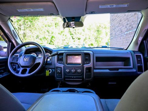 Used 2013 RAM 1500 Express AWD/4WD image 32