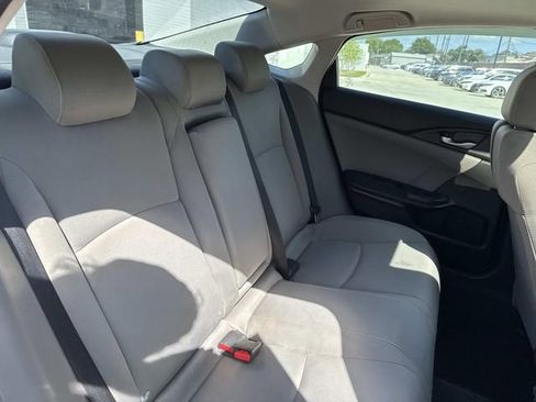 Used 2017 Honda Civic EX image 9