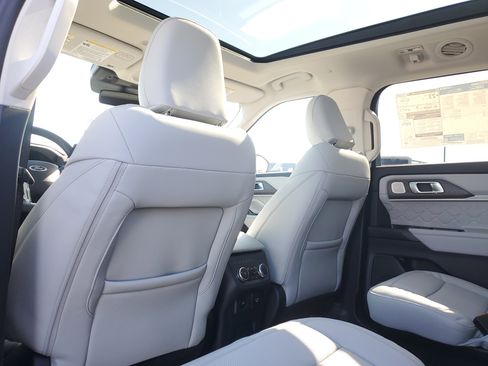 New 2026 Ford Explorer Platinum w/ LUX Leather Package image 11