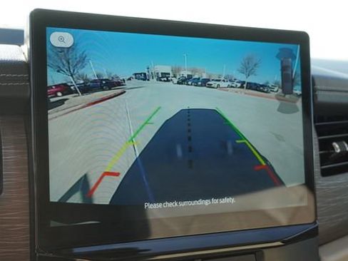 Used 2024 Ford Expedition Limited image 26