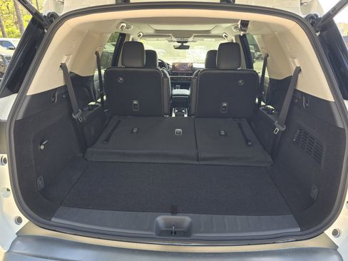 New 2026 Nissan Pathfinder SL AWD/4WD image 25