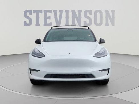 Used 2021 Tesla Model Y Long Range AWD/4WD image 8