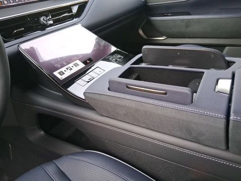 New 2026 INFINITI QX80 SPORT w/ Sport Exterior Package image 16