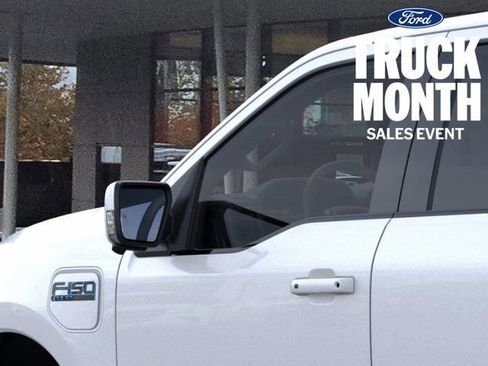 New 2025 Ford F150 Lightning Lariat image 20