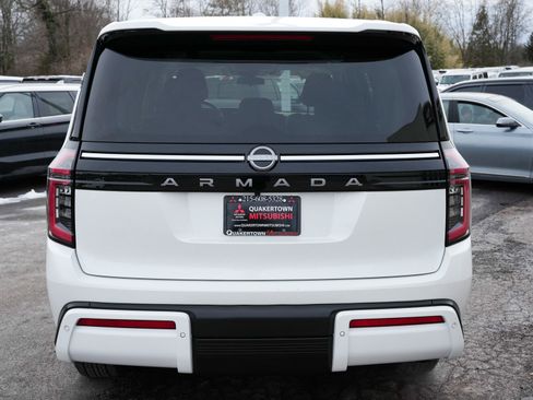 Used 2025 Nissan Armada SV image 6
