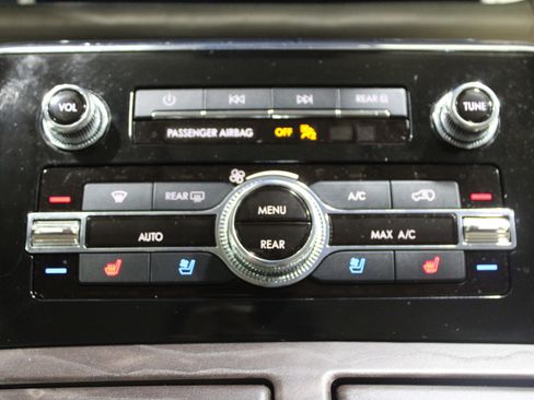 Used 2021 Lincoln Navigator Reserve w/ Luxury Package image 24