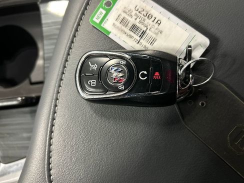 Used 2023 Buick Enclave Essence w/ Sound and Sites Package image 22