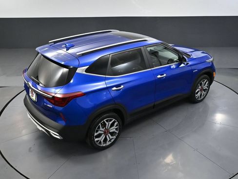 Used 2021 Kia Seltos SX w/ SX Sunroof Package AWD/4WD image 57