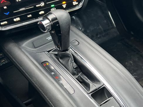 Used 2022 Honda HR-V EX image 19