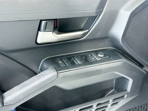 Used 2025 Toyota Tacoma Limited AWD/4WD image 23