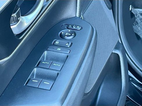 Used 2022 Honda CR-V EX-L image 17