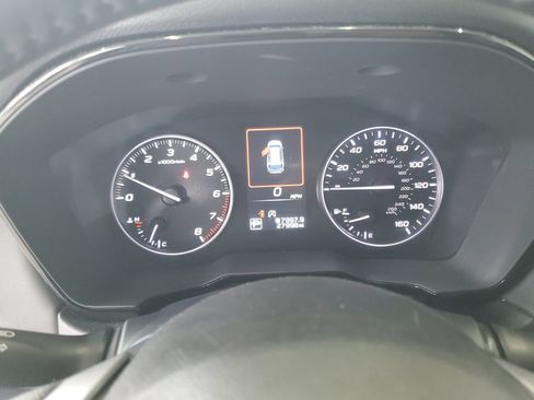 Used 2024 Subaru Outback Premium AWD/4WD image 27