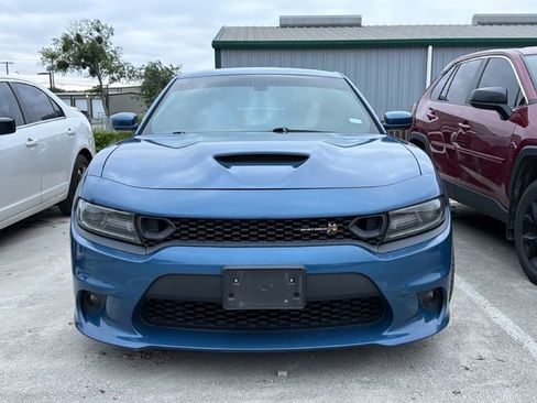 Used 2020 Dodge Charger Scat Pack RWD image 2